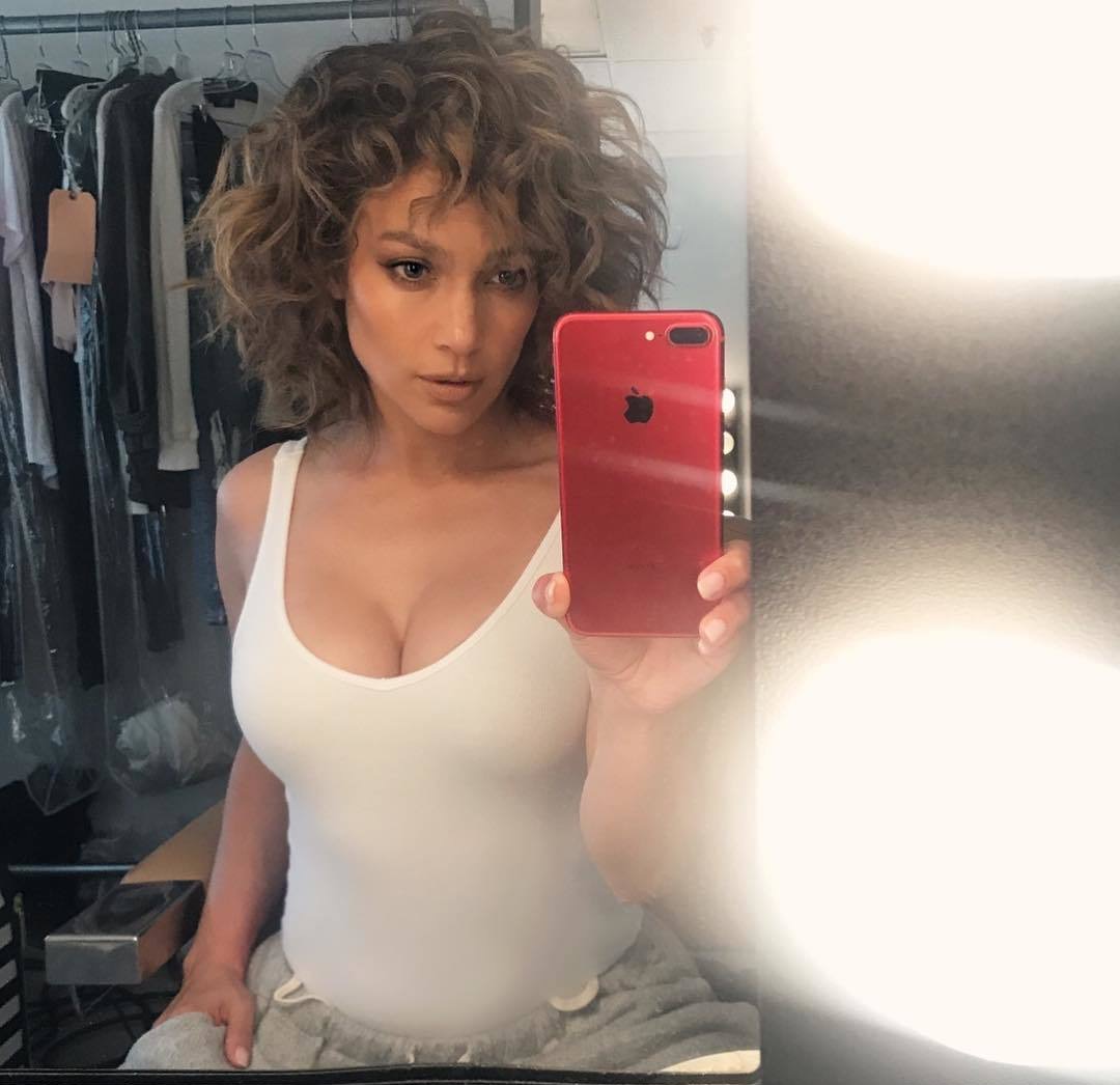 Jennifer Lopez nude 40