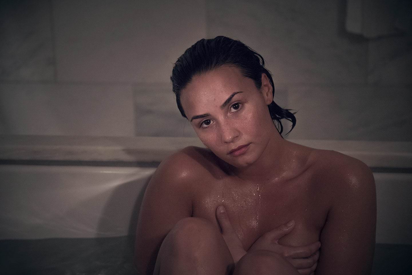 Demi Lovato Nude 6