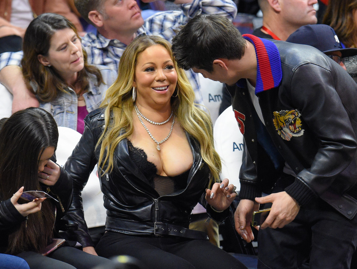 Mariah Carey nude.
