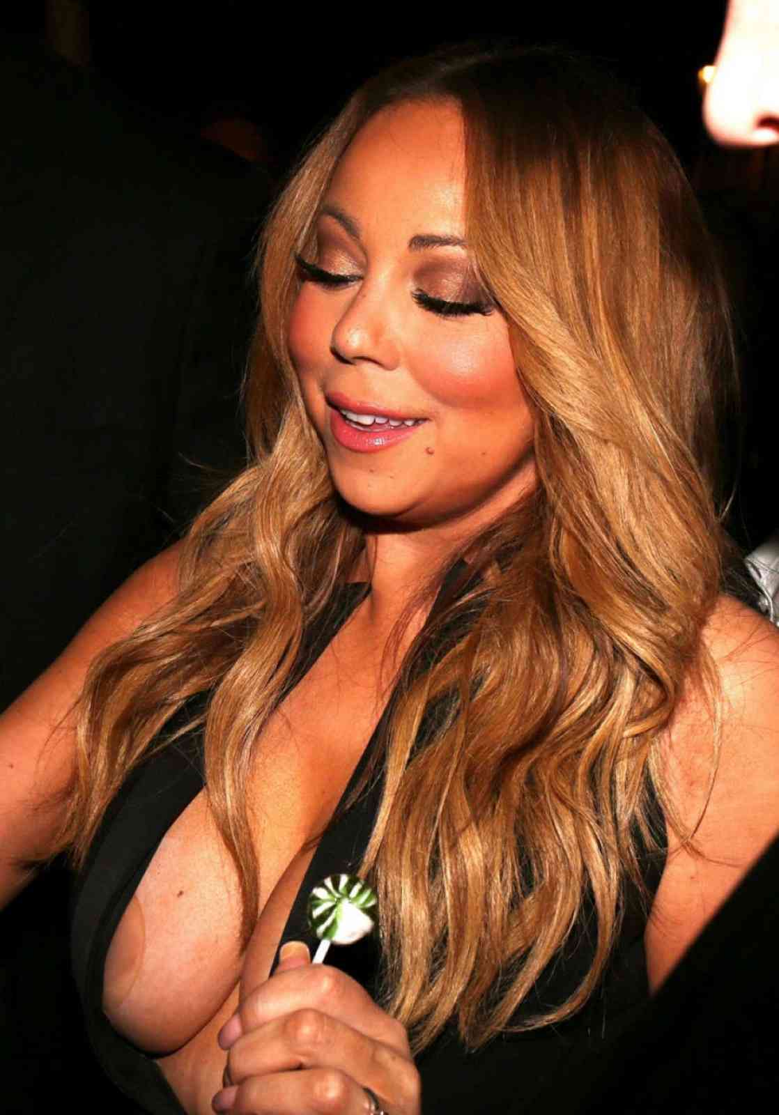 Mariah Carey nude 125