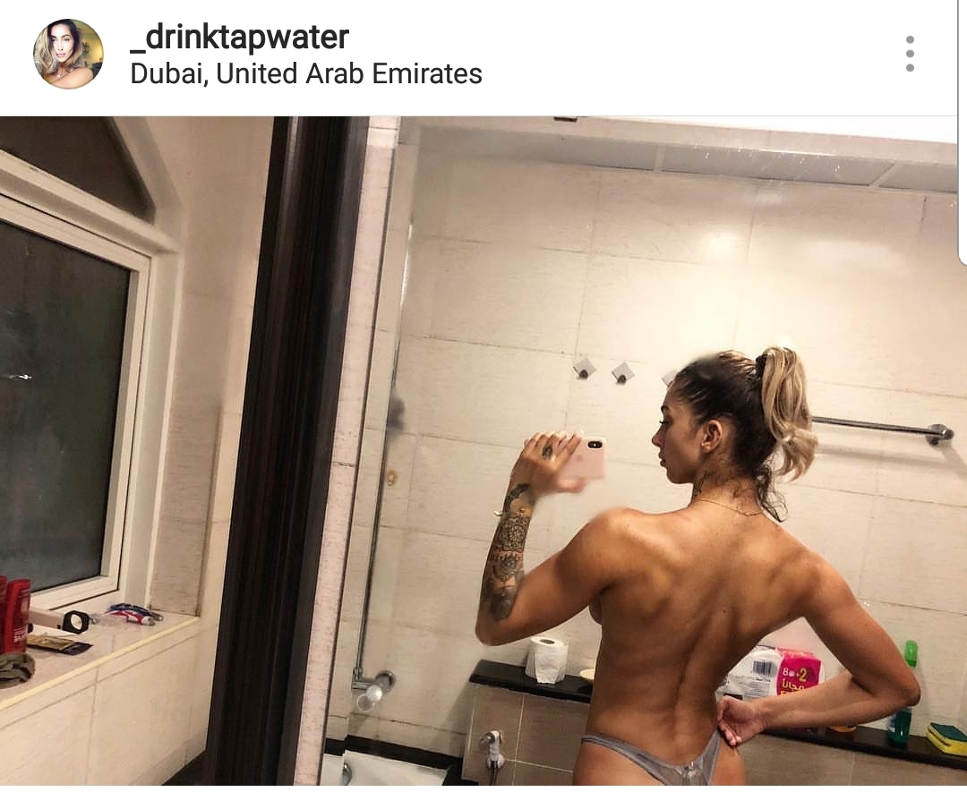 Nicole Drinkwater Nude 64