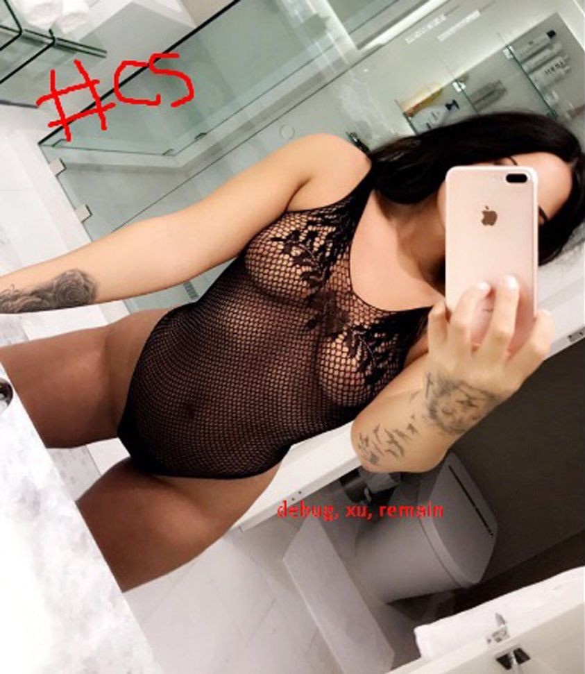 Demi Lovato Nude - Jizzy.org