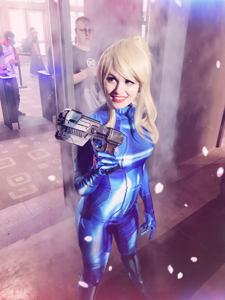 Blackberry Samus Cosplay