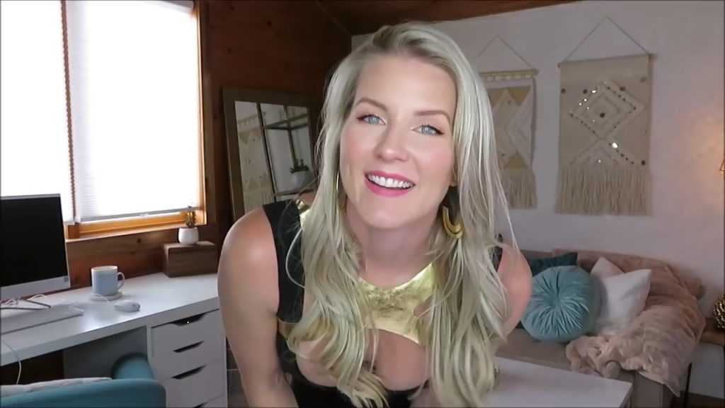 Blue-Eyed Blonde Bombshell Kat Wonders Puts on Slutty Outfits video screenshot 1