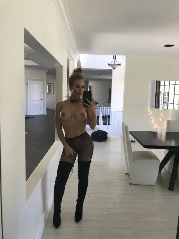 Nicole Aniston - OnlyFans Leaked