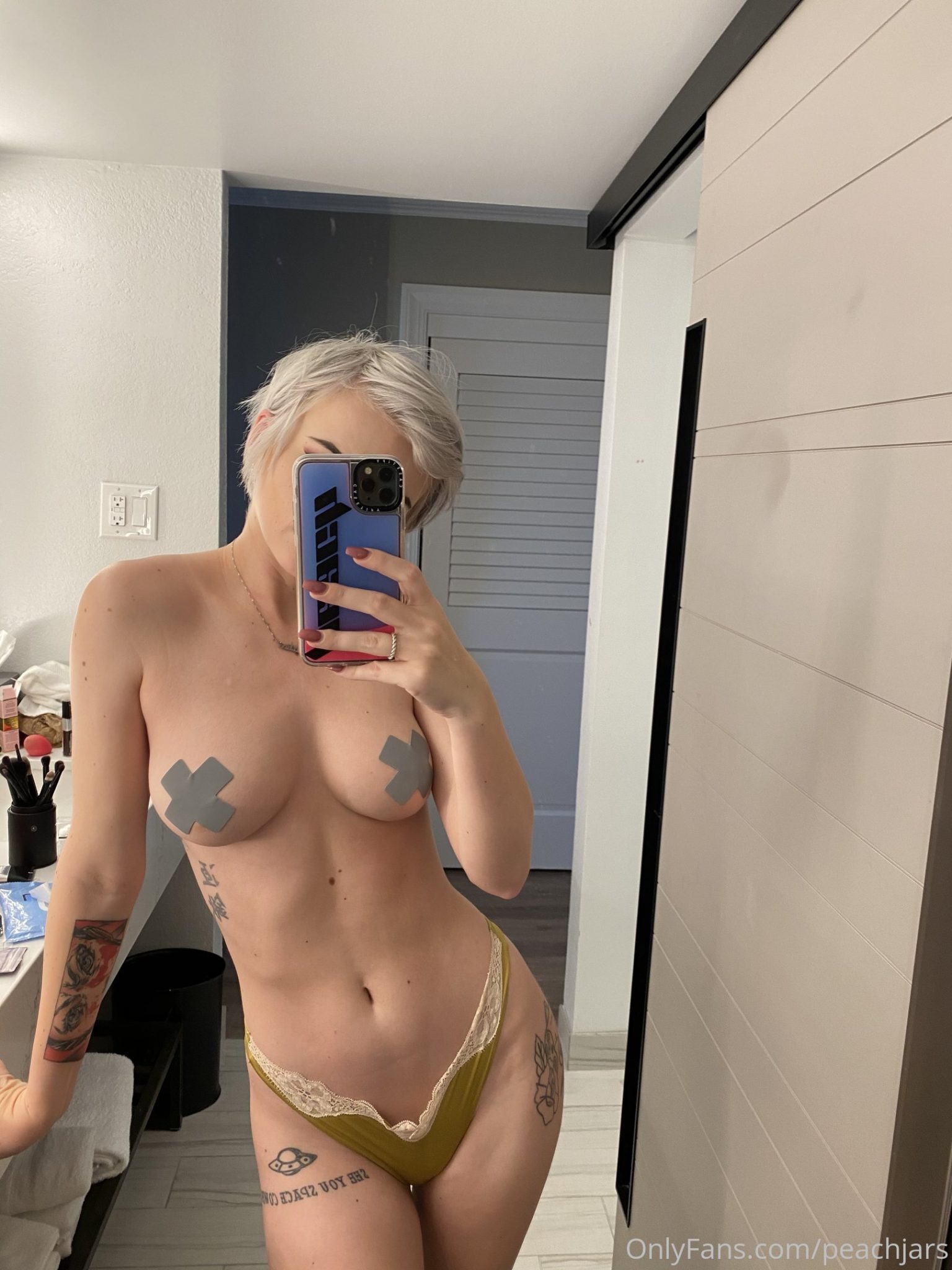 PeachJars Sexy Cosplay Nude Leaks