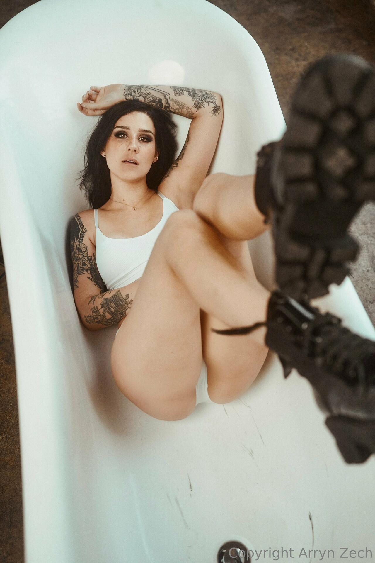 Arryn Zech / arryn Nude   17