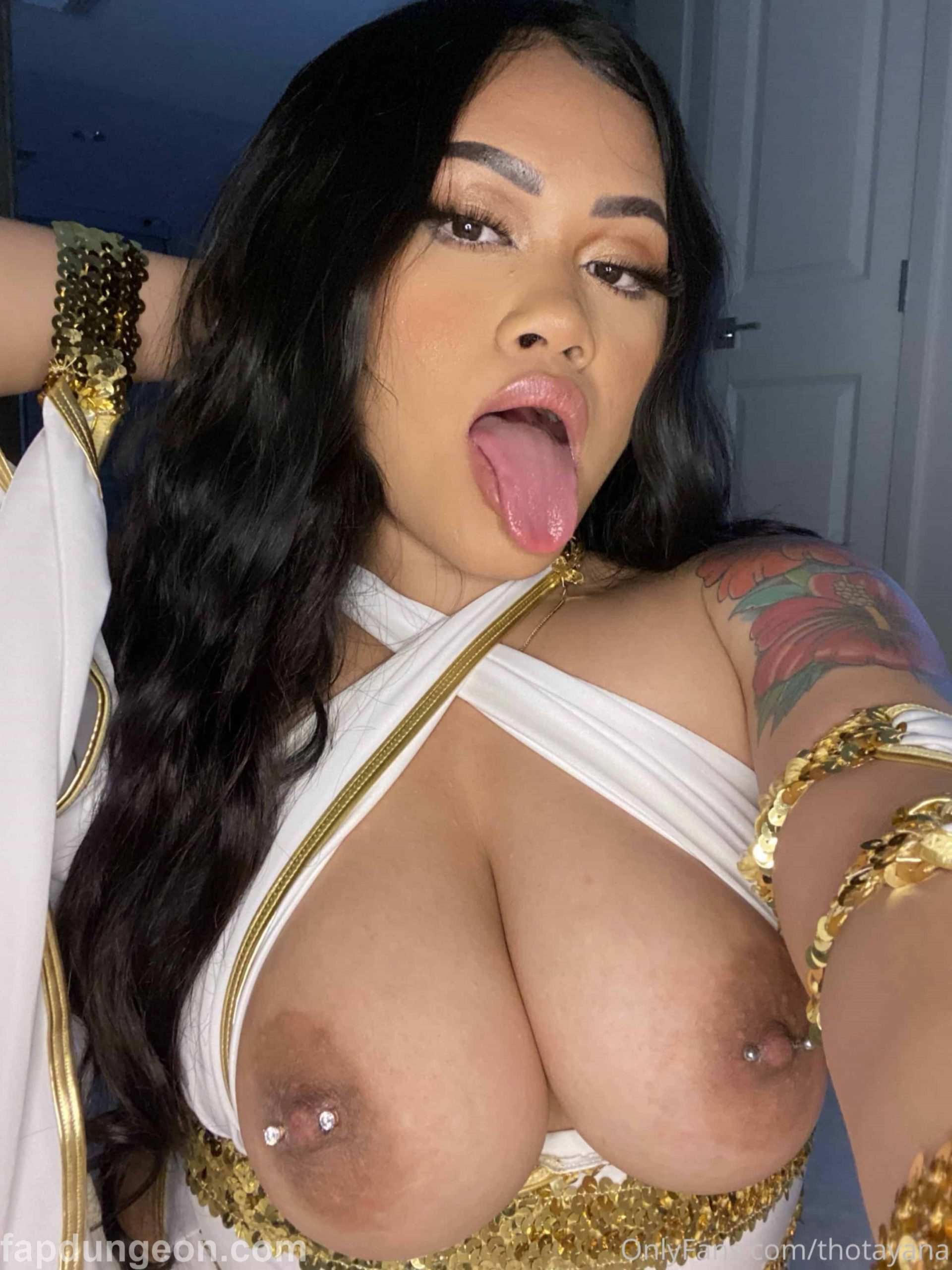 Thotayana - Busty Asian Thot Nudes.